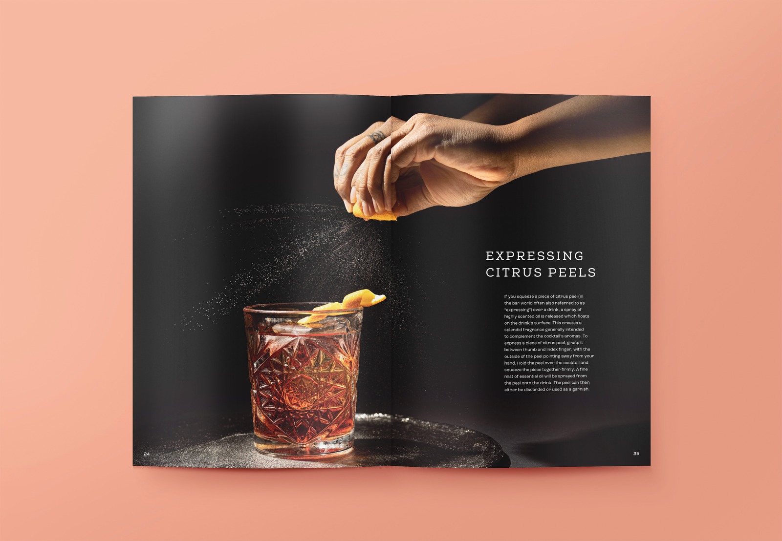 The Alpinist Rezeptbuch Doppelseite mit Negroni
